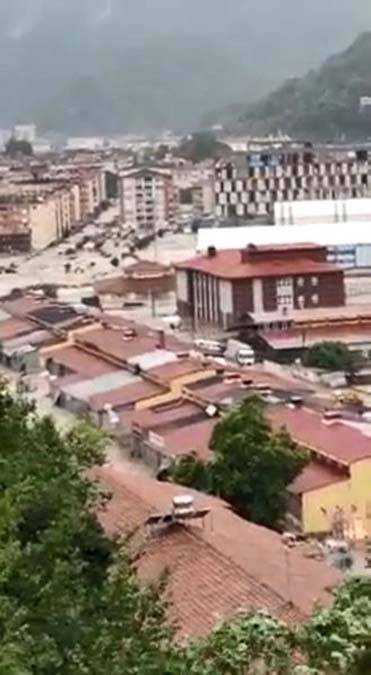Kastamonu'da baraj yıkıldı Bozkurt ilçesi sular altında kaldı 6